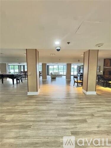 Bal Harbour Condo: 10185 Collins Ave