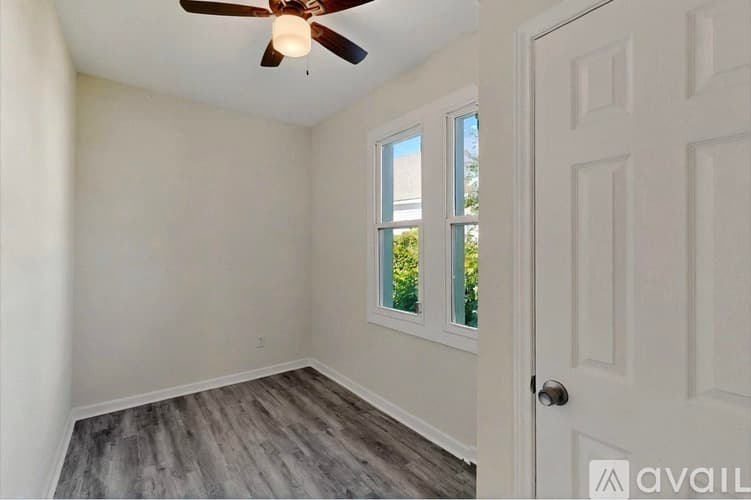 Fort Worth Apartment: 1107 East Annie Street