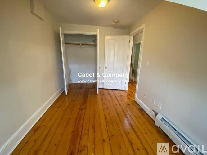 Boston Apartment: 614 Massachusetts Ave