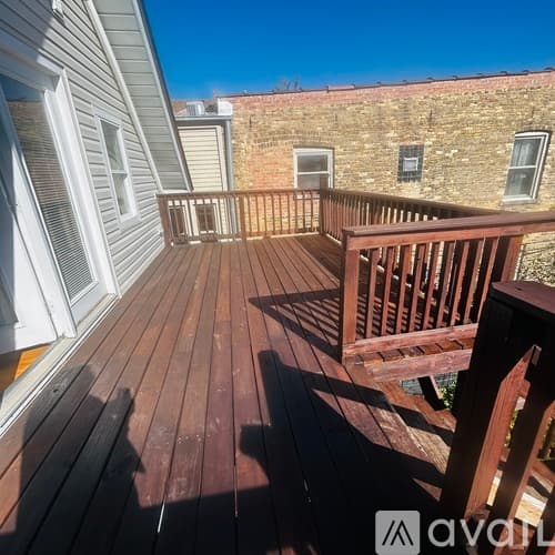 Chicago Apartment: 3755 N Christiana Ave
