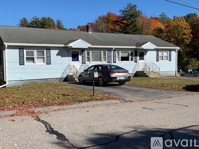 Dracut Apartment: 107 Salisbury St