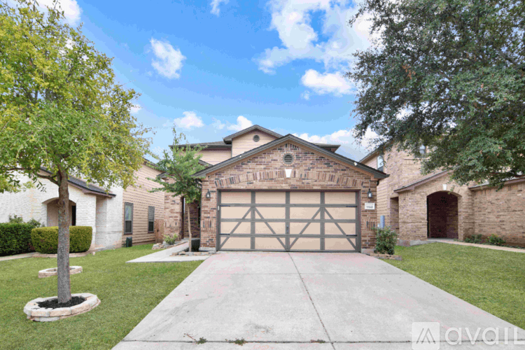 Temple House: 9141 Sage Loop Ct