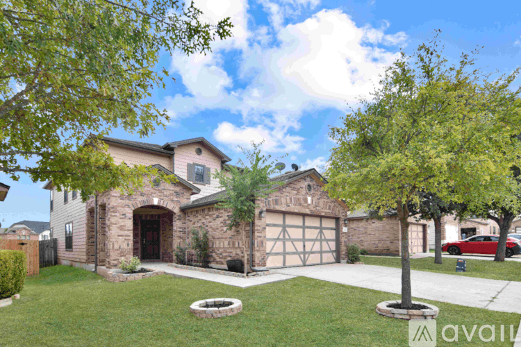 Temple House: 9141 Sage Loop Ct