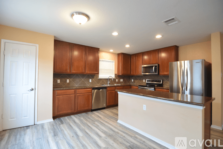 Temple House: 9141 Sage Loop Ct
