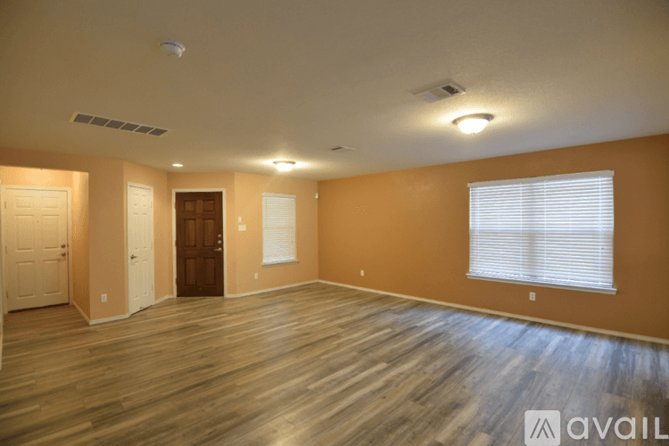 Temple House: 9141 Sage Loop Ct