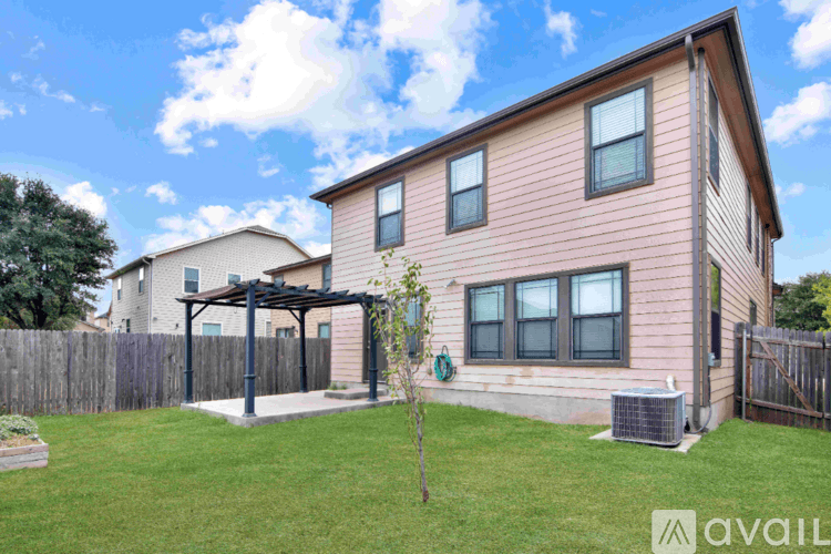 Temple House: 9141 Sage Loop Ct