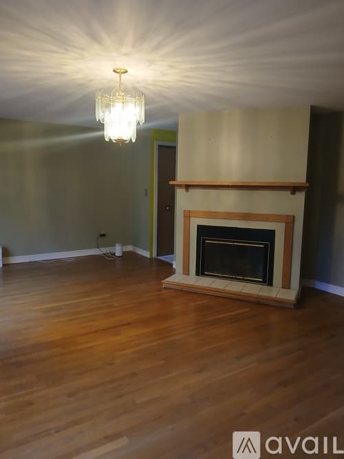 Randolph Condo: 83 Jasper Lane