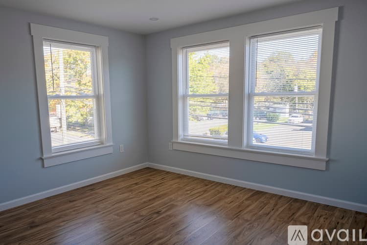 Meriden House: 112 Broad Street