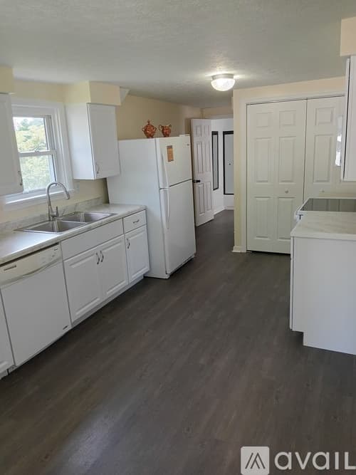Carroll House: 5511 Plum Road Northwest