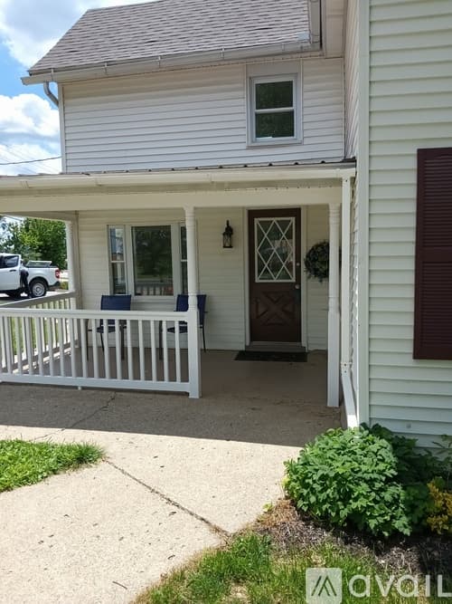 Carroll House: 5511 Plum Road Northwest