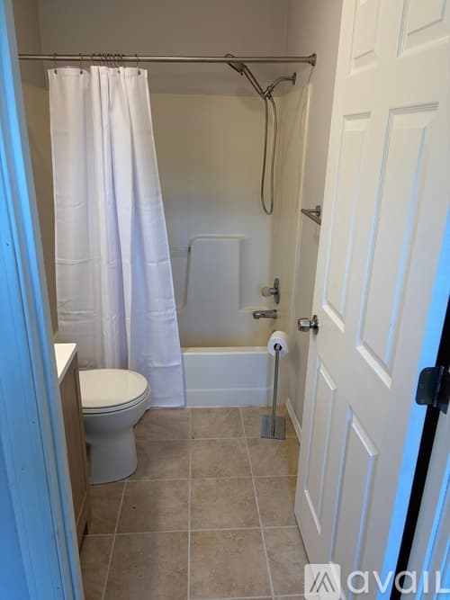 Bethalto House: 214 Lee Street