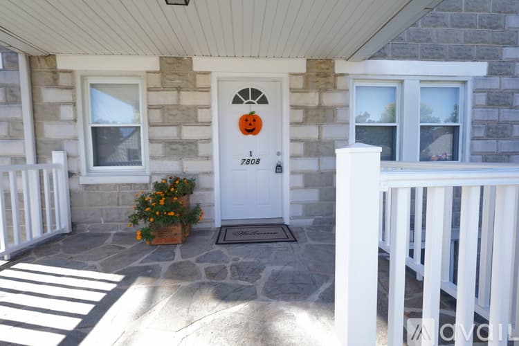 Parkville Apartment: 7808 Highpoint Rd
