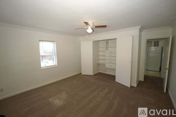 Parkville Apartment: 7808 Highpoint Rd