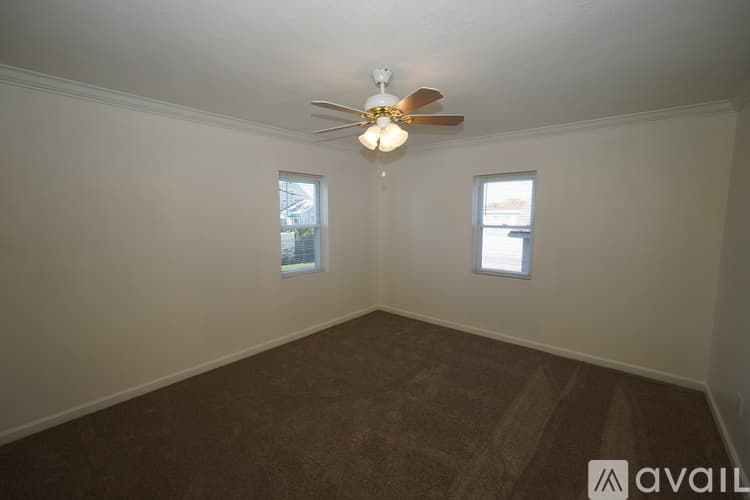 Parkville Apartment: 7808 Highpoint Rd