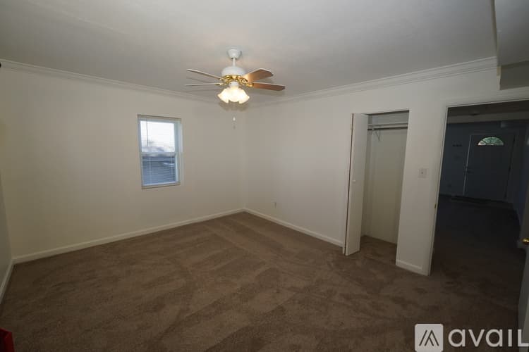 Parkville Apartment: 7808 Highpoint Rd