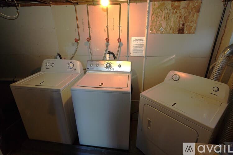 Parkville Apartment: 7808 Highpoint Rd