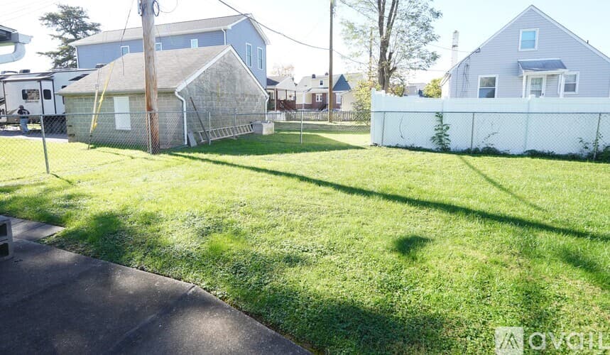 Parkville Apartment: 7808 Highpoint Rd