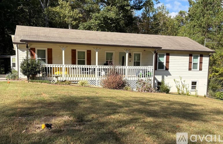 Cartersville House: 49 Pmb Young Road Southeast