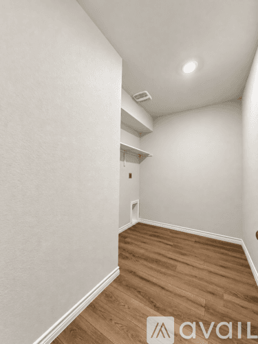 Nolanville House: 1737 Horatio St