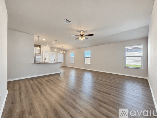Nolanville House: 1737 Horatio St