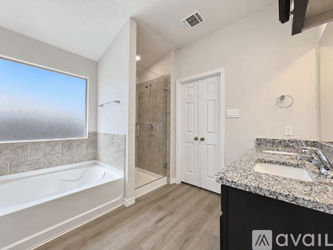 Nolanville House: 1737 Horatio St