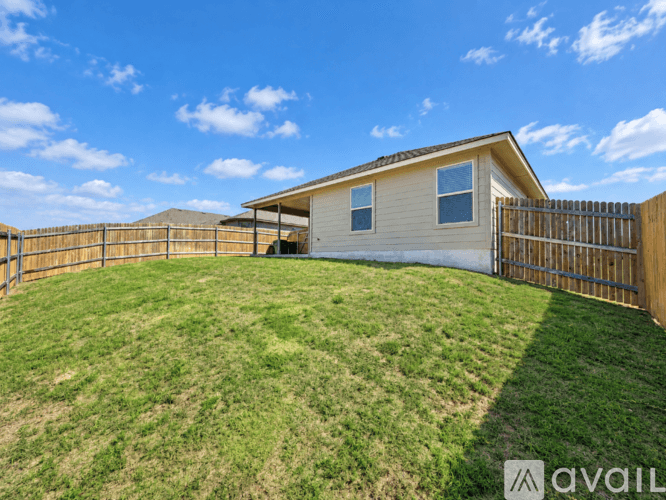Nolanville House: 1737 Horatio St