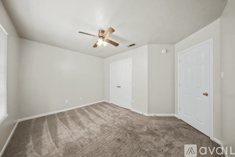Belton House: 2107 Miller St