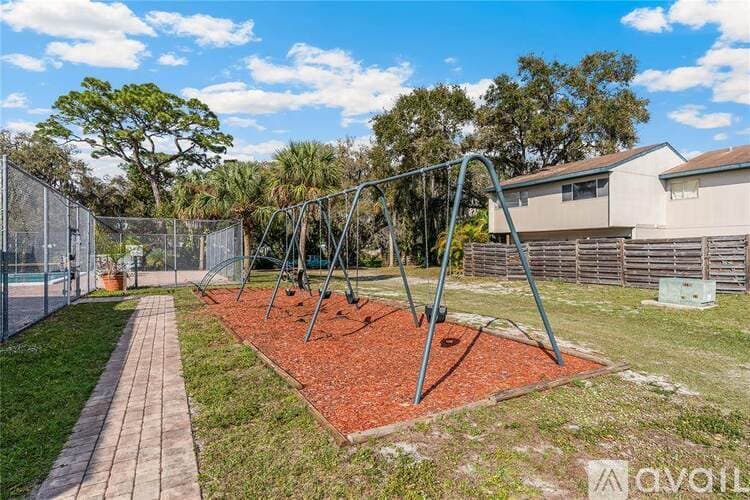 Sarasota House: 6883 Whitman Court