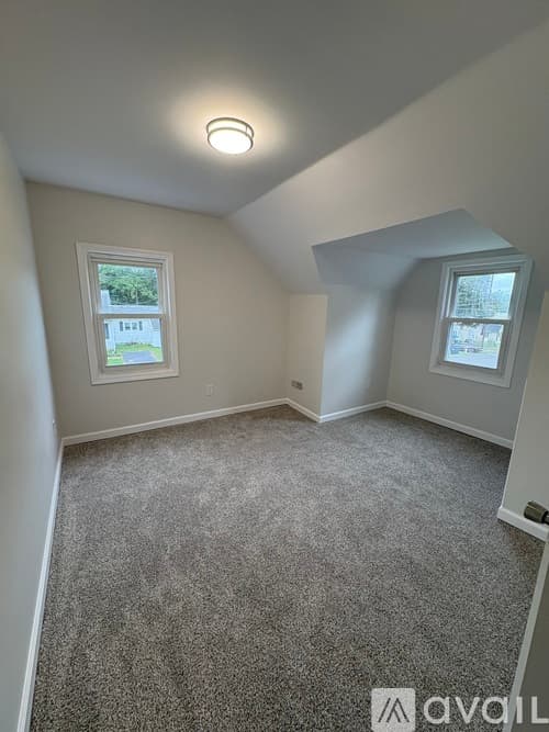 South Corning House: 25 Glen Ave