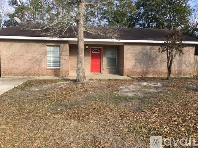Ocean Springs House: 3300 North 5th Street
