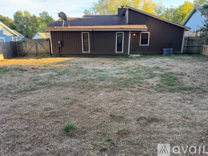 Southaven House: 776 Old Forge Rd