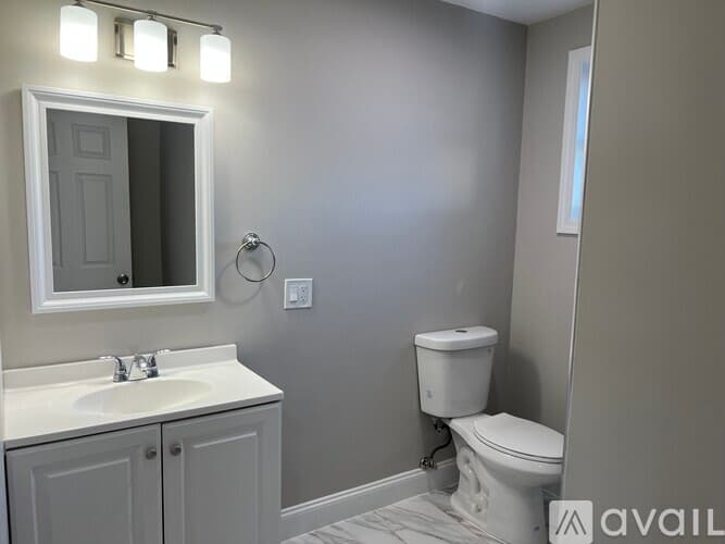 Everett Condo: 58 Robin Street