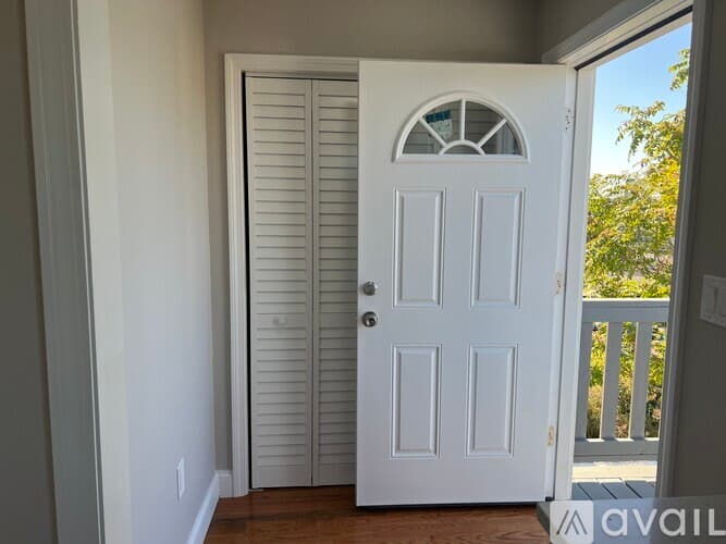 Everett Condo: 58 Robin Street