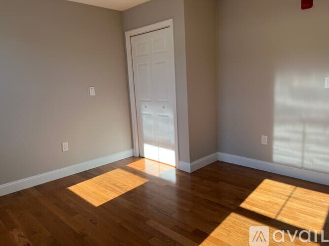 Everett Condo: 58 Robin Street