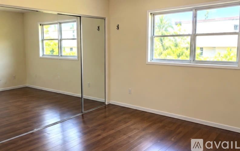 Miami Apartment: 1629 NW N River Dr