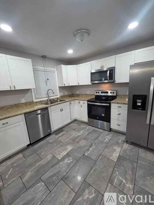 Winston-Salem House: 2358 Dellabrook Road