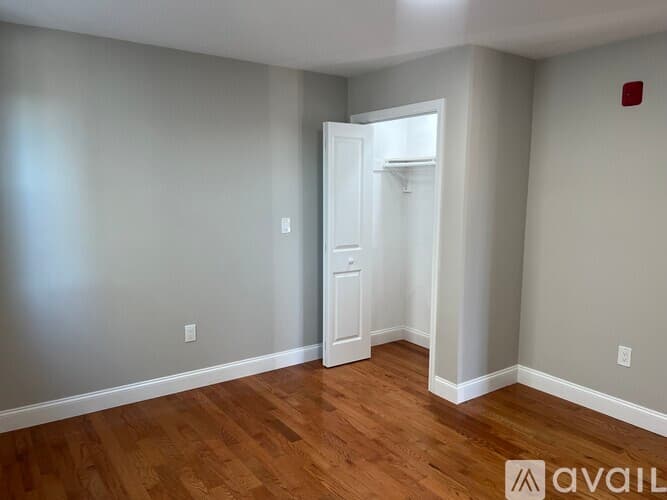 Everett Condo: 58 Robin Street