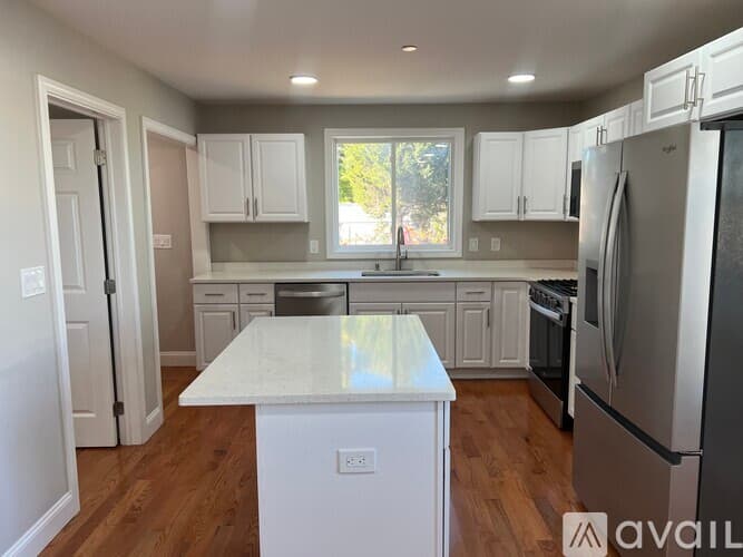 Everett Condo: 58 Robin Street