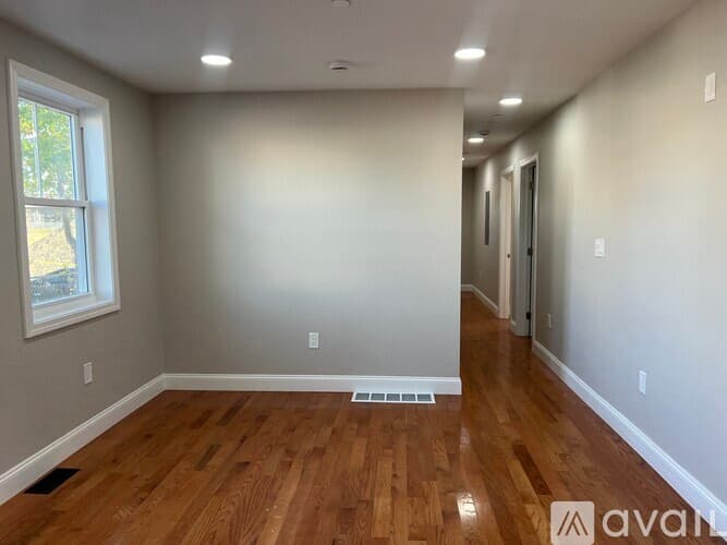 Everett Condo: 58 Robin Street
