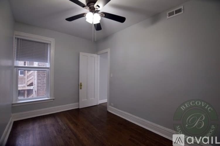 Chicago Apartment: 1106 W Glenlake Ave