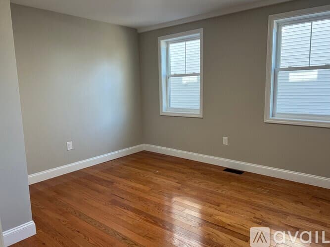 Everett Condo: 58 Robin Street