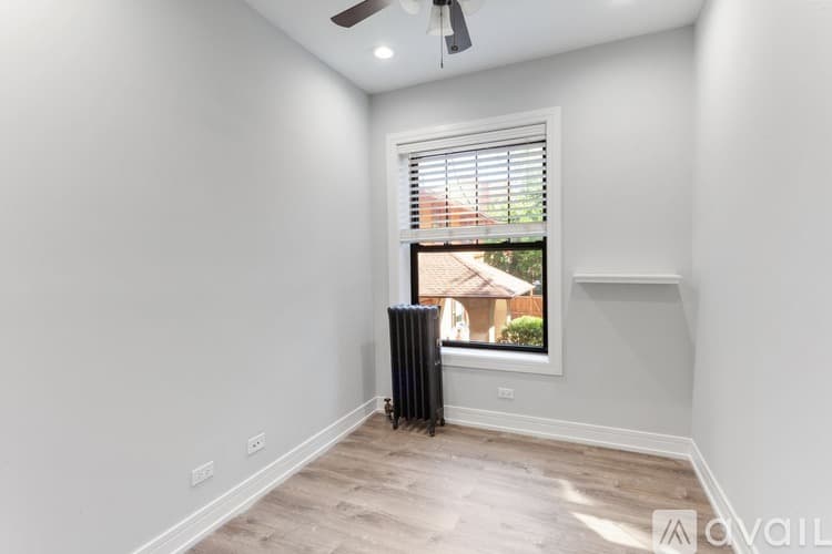 Chicago Apartment: 1062 W Glenlake Ave