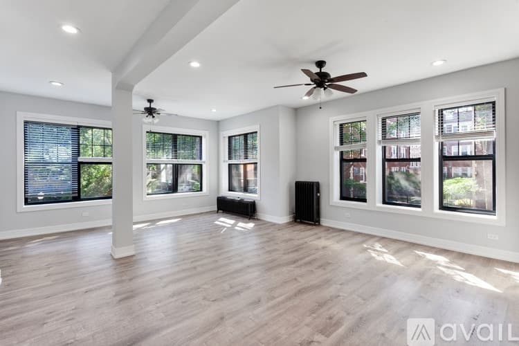 Chicago Apartment: 1062 W Glenlake Ave