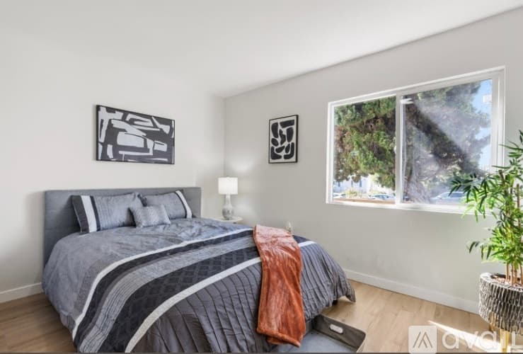Imperial Beach House: 776 Calla Avenue