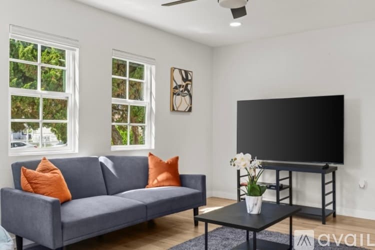 Imperial Beach House: 776 Calla Avenue
