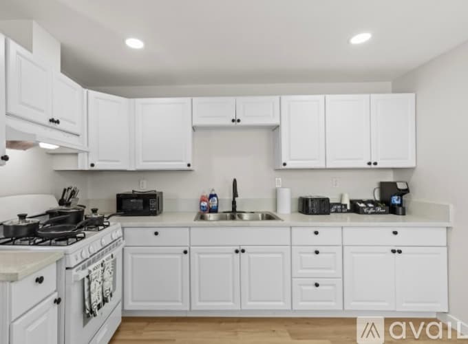 Imperial Beach House: 776 Calla Avenue