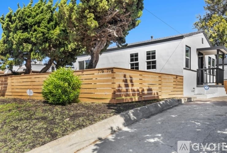 Imperial Beach House: 776 Calla Avenue