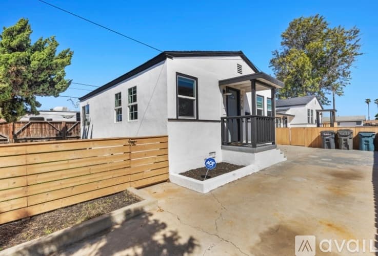 Imperial Beach House: 776 Calla Avenue