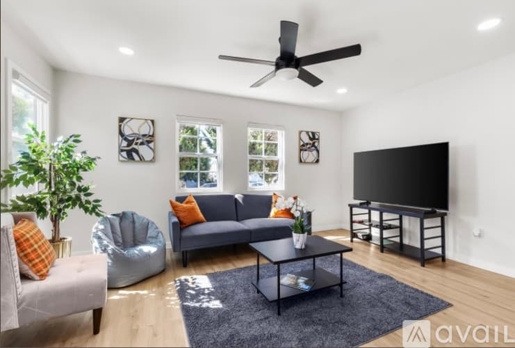 Imperial Beach House: 776 Calla Avenue