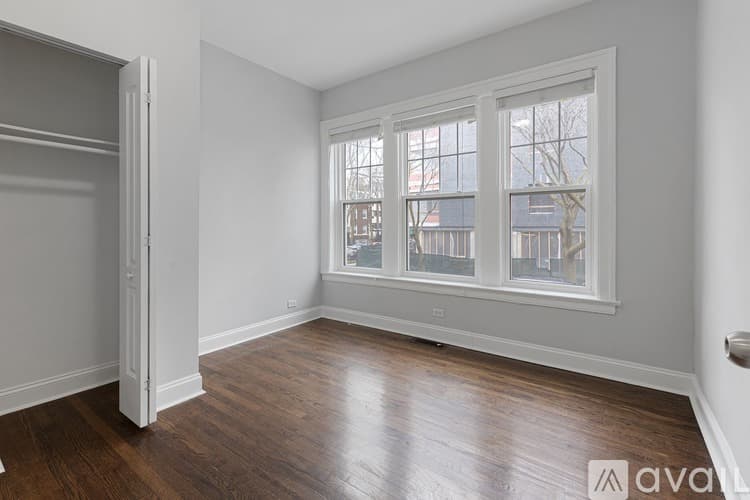 Chicago Apartment: 1100 W Glenlake Ave